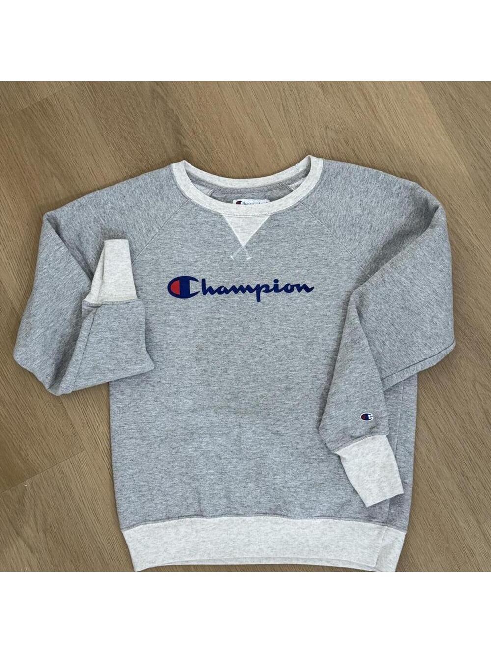 Champion Light Gray Crewneck Sweatshirt with Blue Cursive Logo Size XS